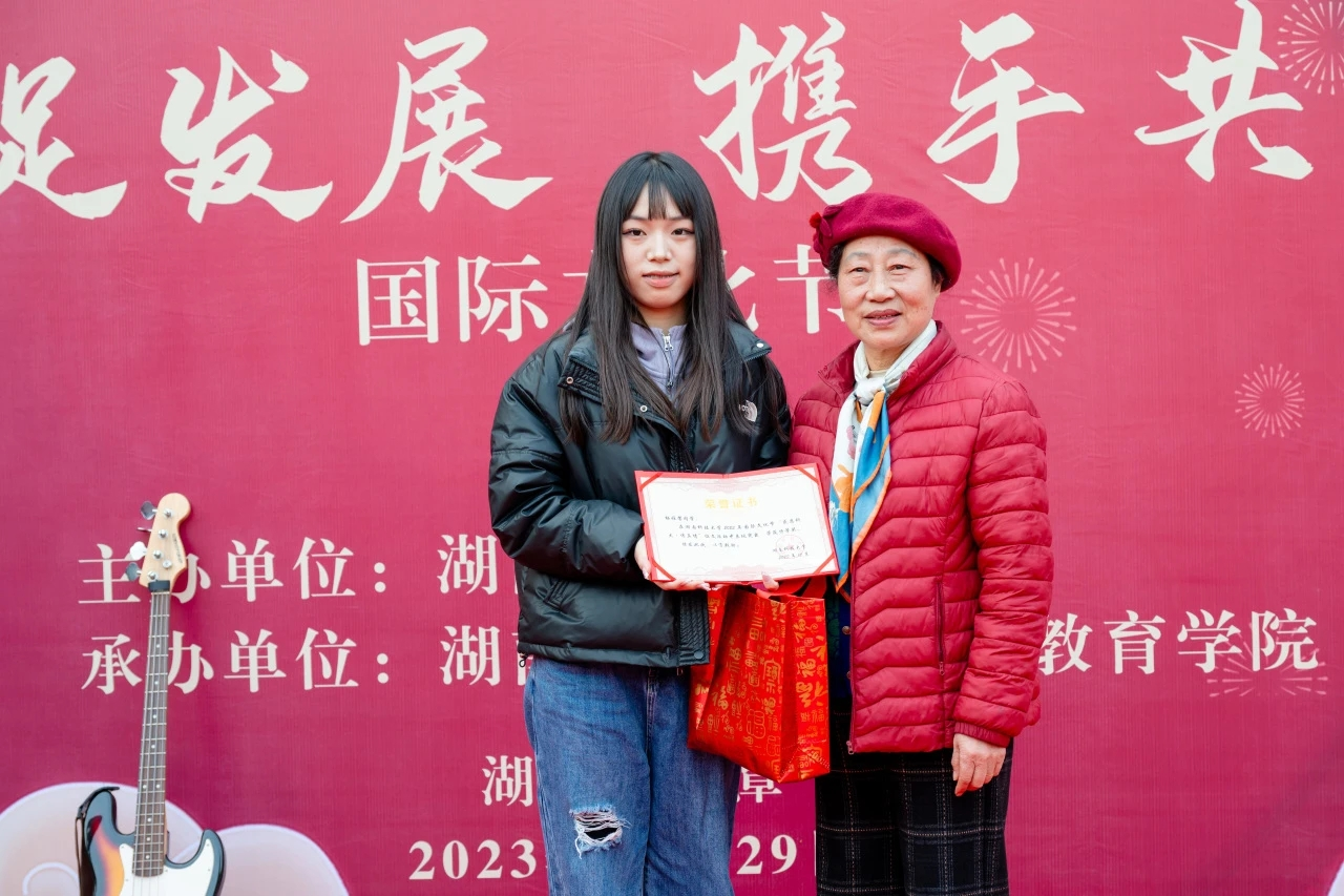 95d789250c474927bd2a6ead7019c2f3.png 95d789250c474927bd2a6ead7019c2f3.png