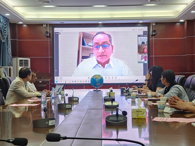 6680e012832940f6bbc2310e7b95d2cc.png image.png